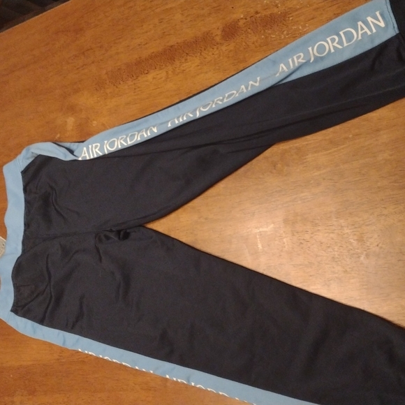 AIR JORDON WORKOUT PANTS. EXCELLENT CONDITION. LOGOED DOWN EACH LEG. - Picture 1 of 6